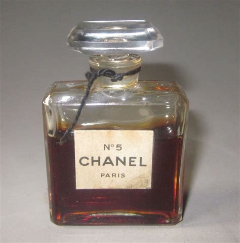 vintage chanel no 5 bottle